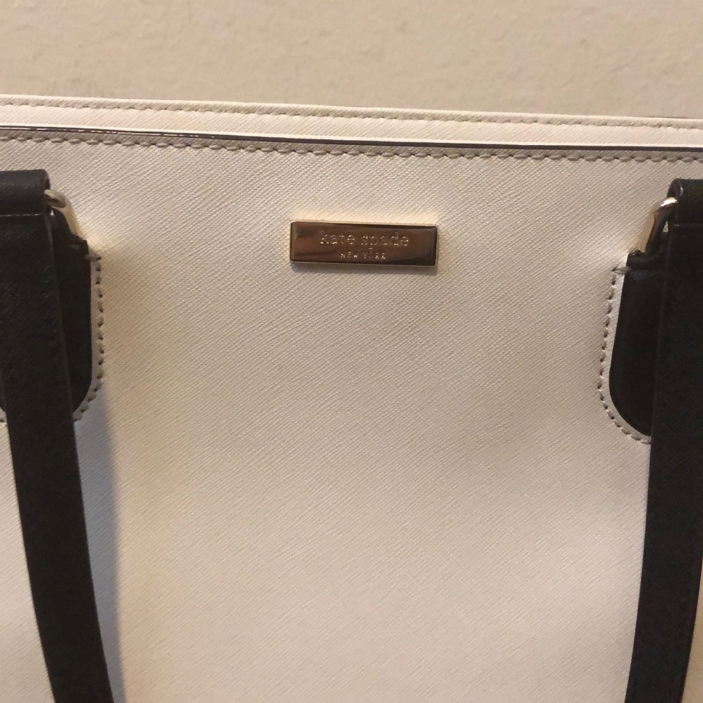 Kate Spade tote purse - Picture 2 of 8